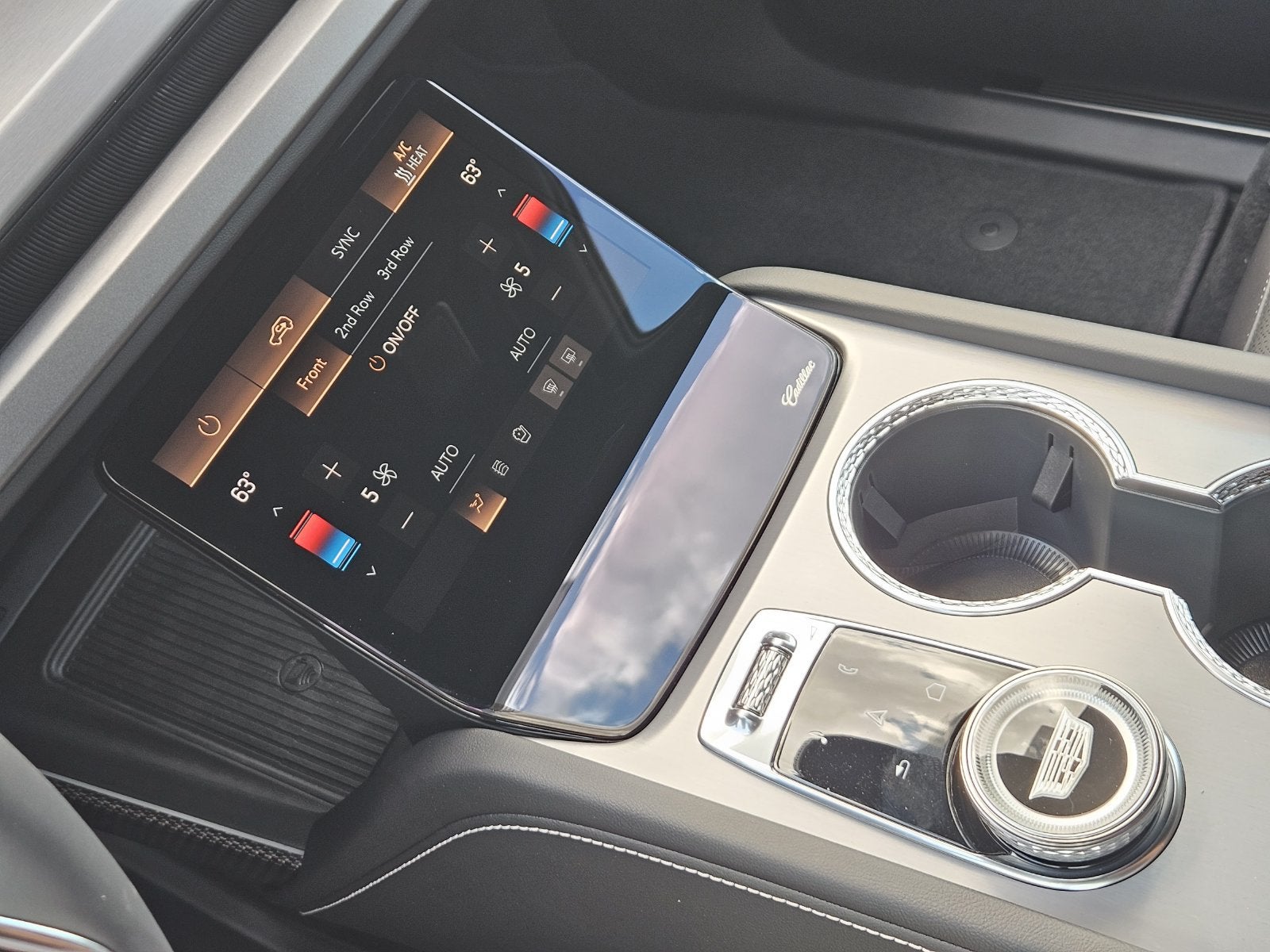 2027 Cadillac VISTIQ Luxury