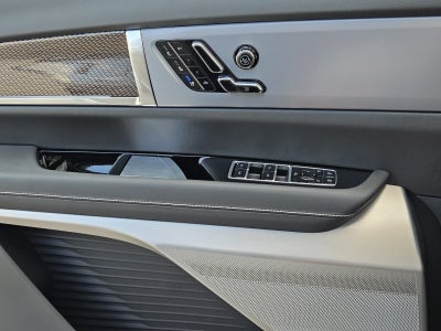 2027 Cadillac VISTIQ Luxury