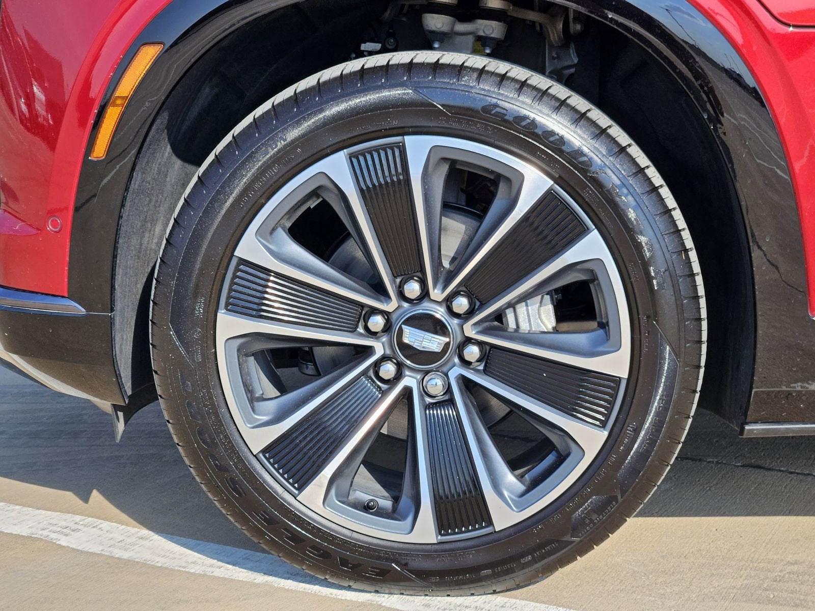 2026 Cadillac VISTIQ Sport