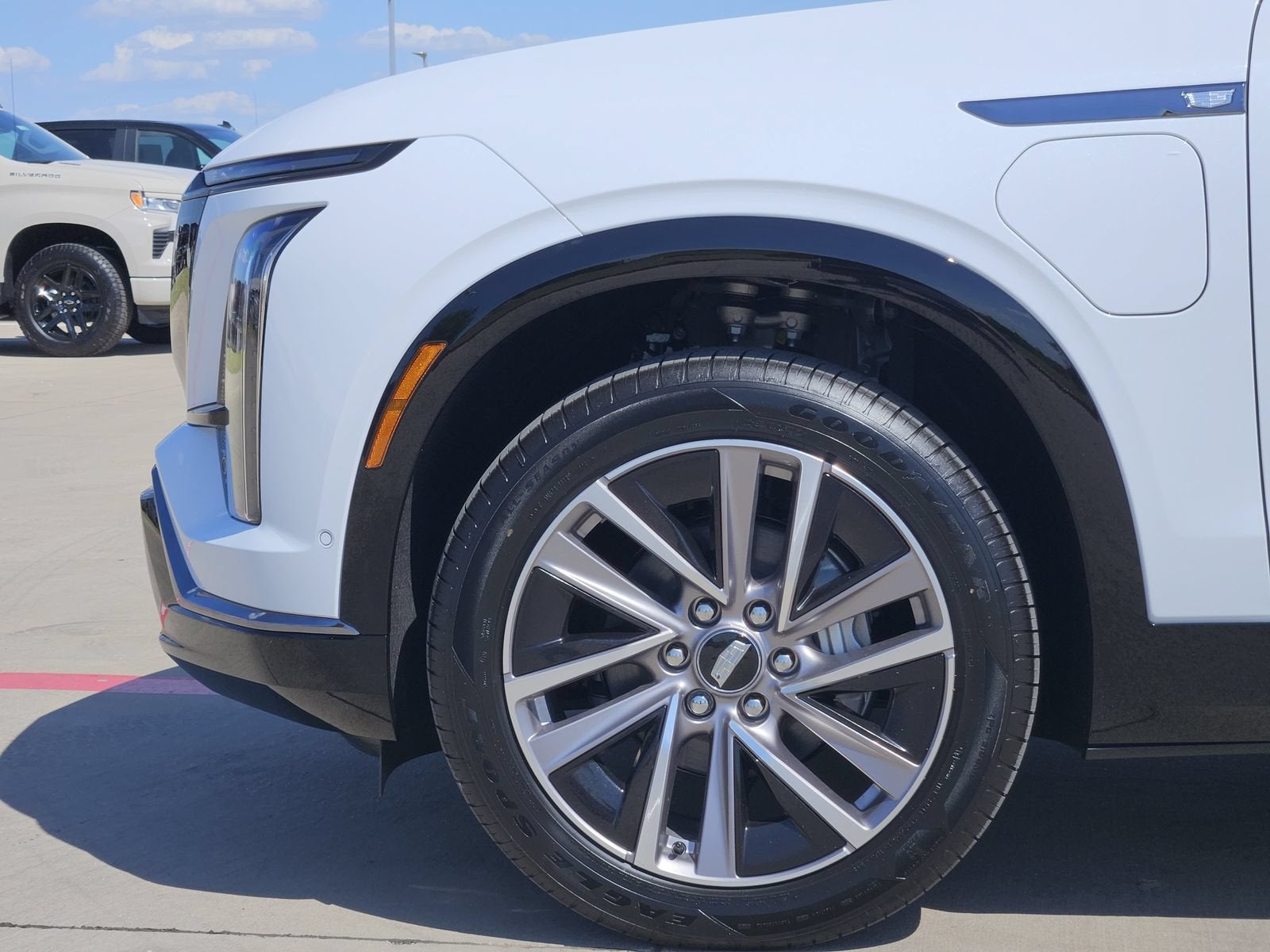 2027 Cadillac VISTIQ Sport