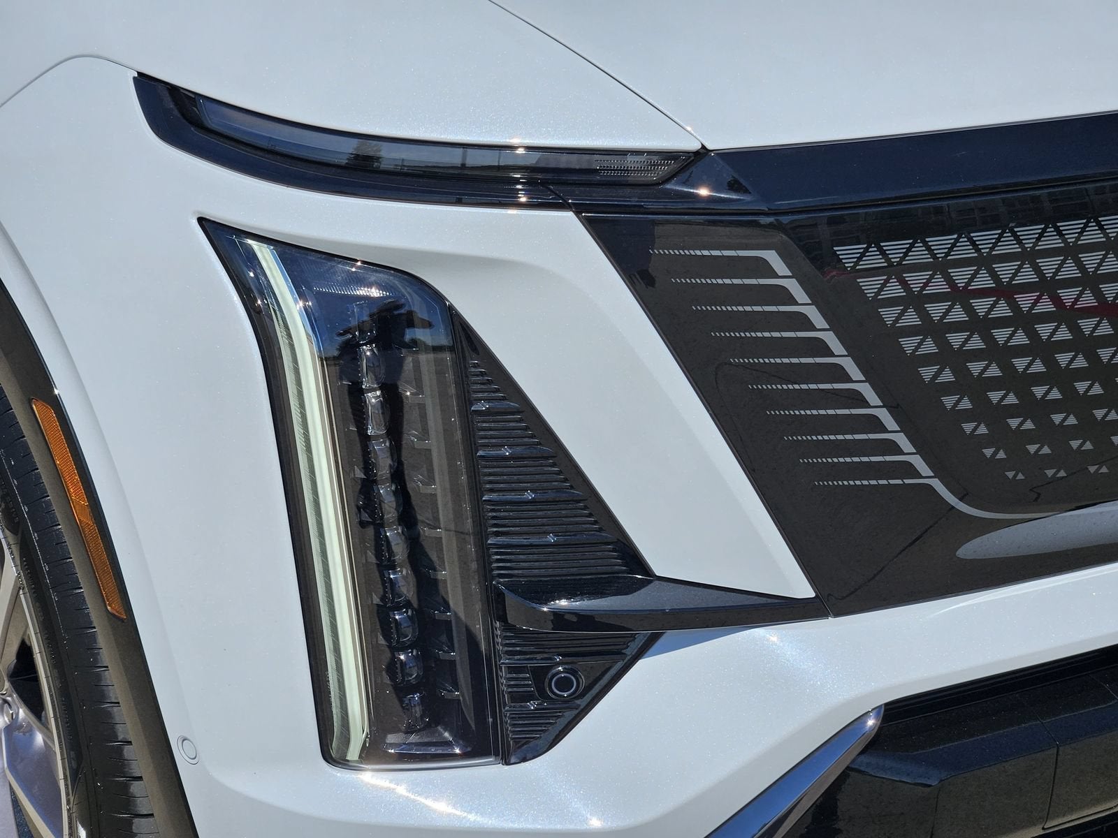 2027 Cadillac VISTIQ Sport