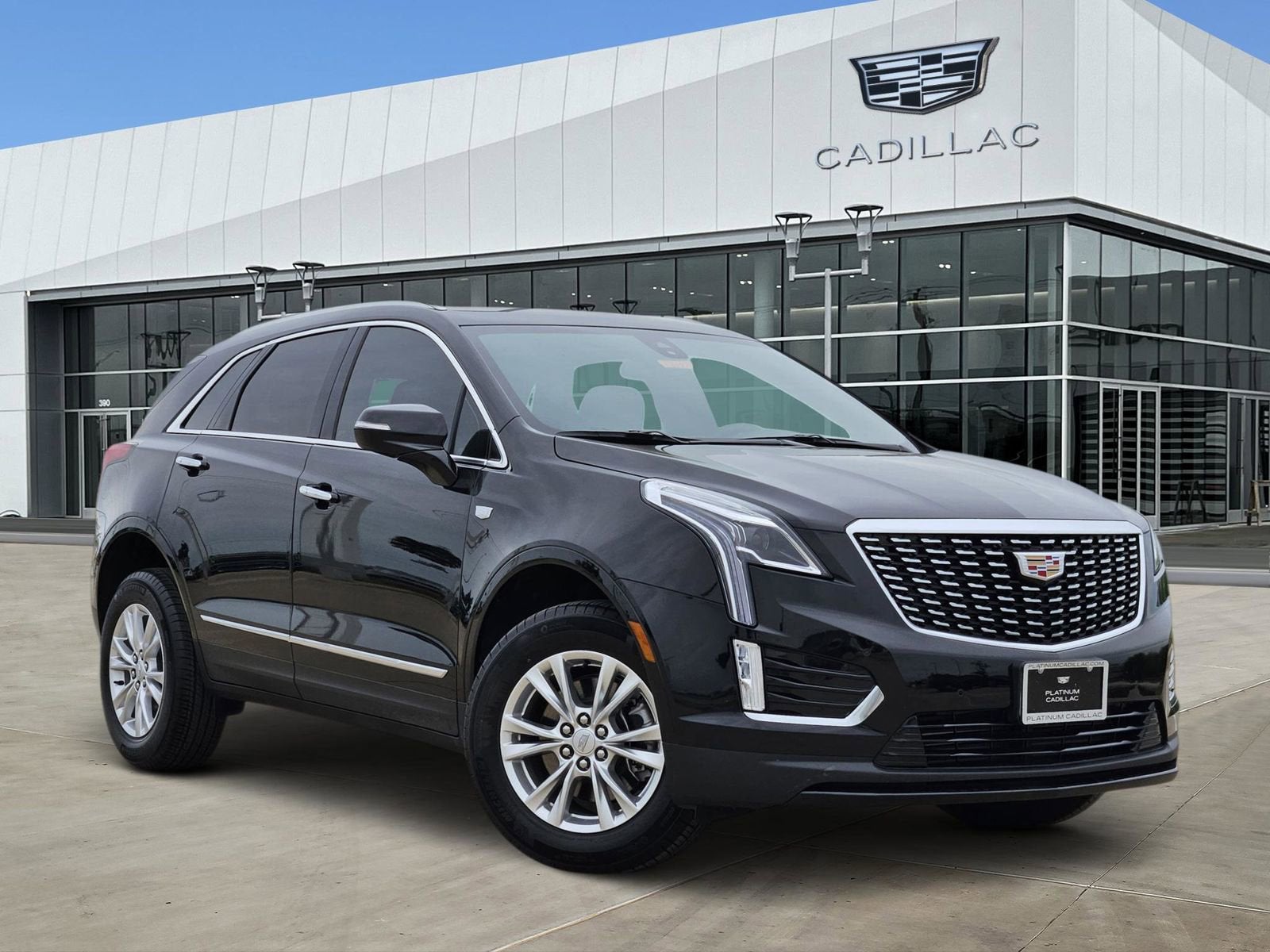 2026 Cadillac XT5 FWD Luxury's photo
