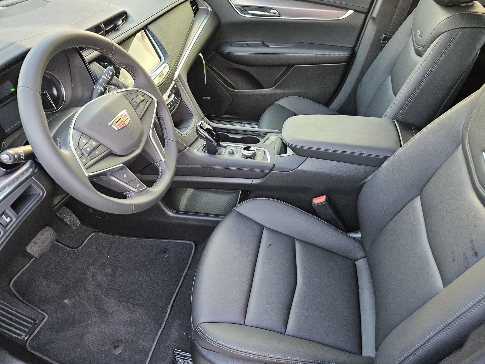 2026 Cadillac XT5 Luxury