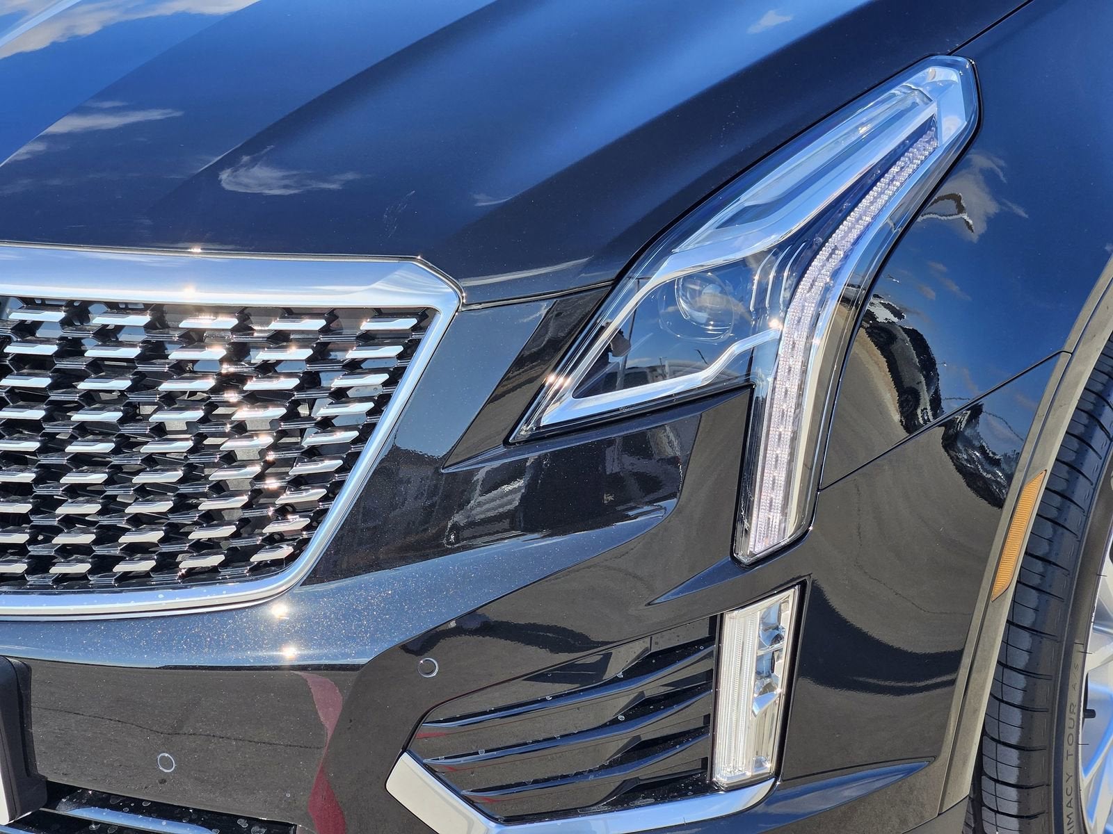 2026 Cadillac XT5 Luxury