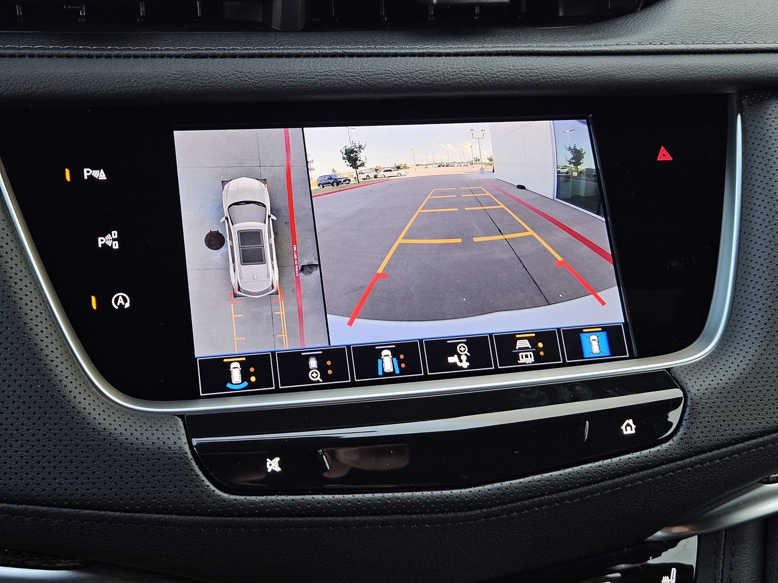 2026 Cadillac XT5 Sport