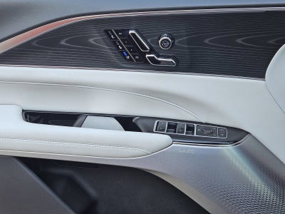 2025 Cadillac LYRIQ Sport 2