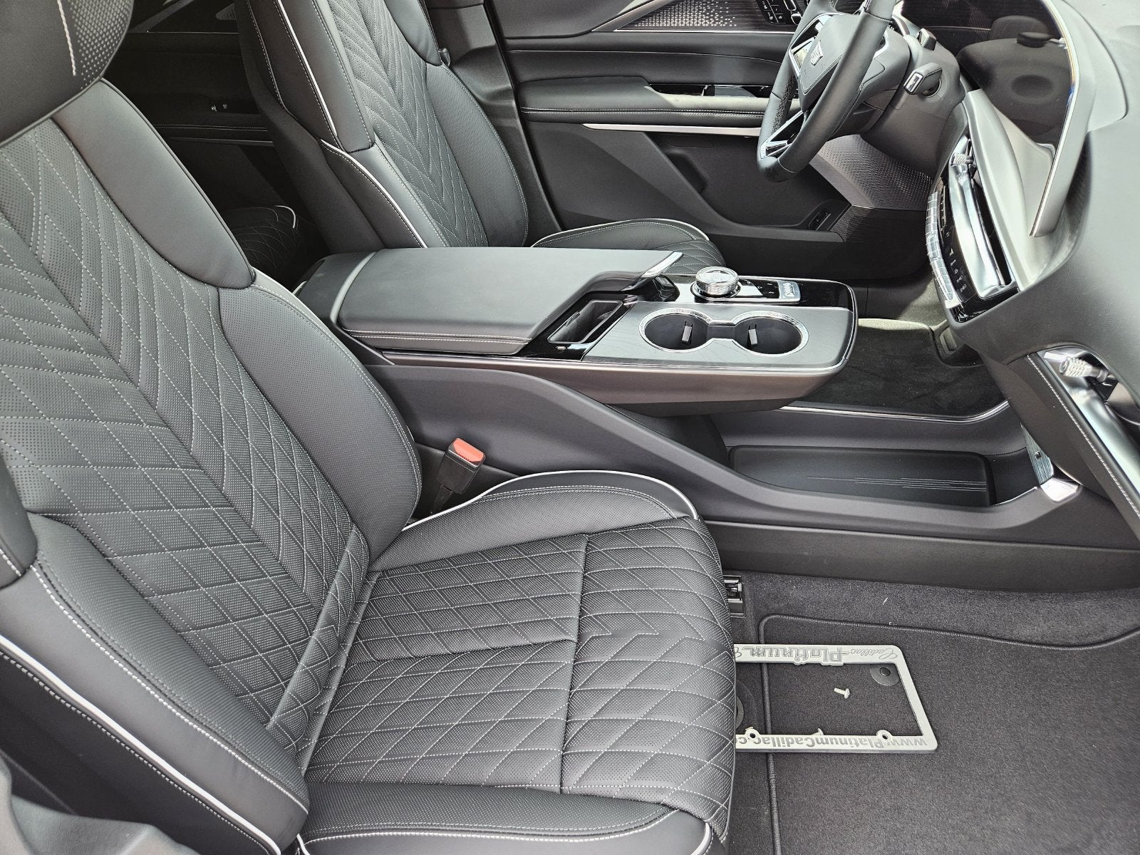 2027 Cadillac LYRIQ Signature Sport