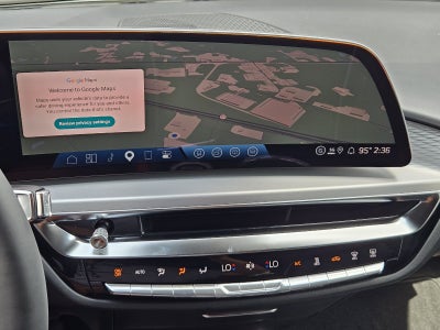2027 Cadillac LYRIQ Signature Sport