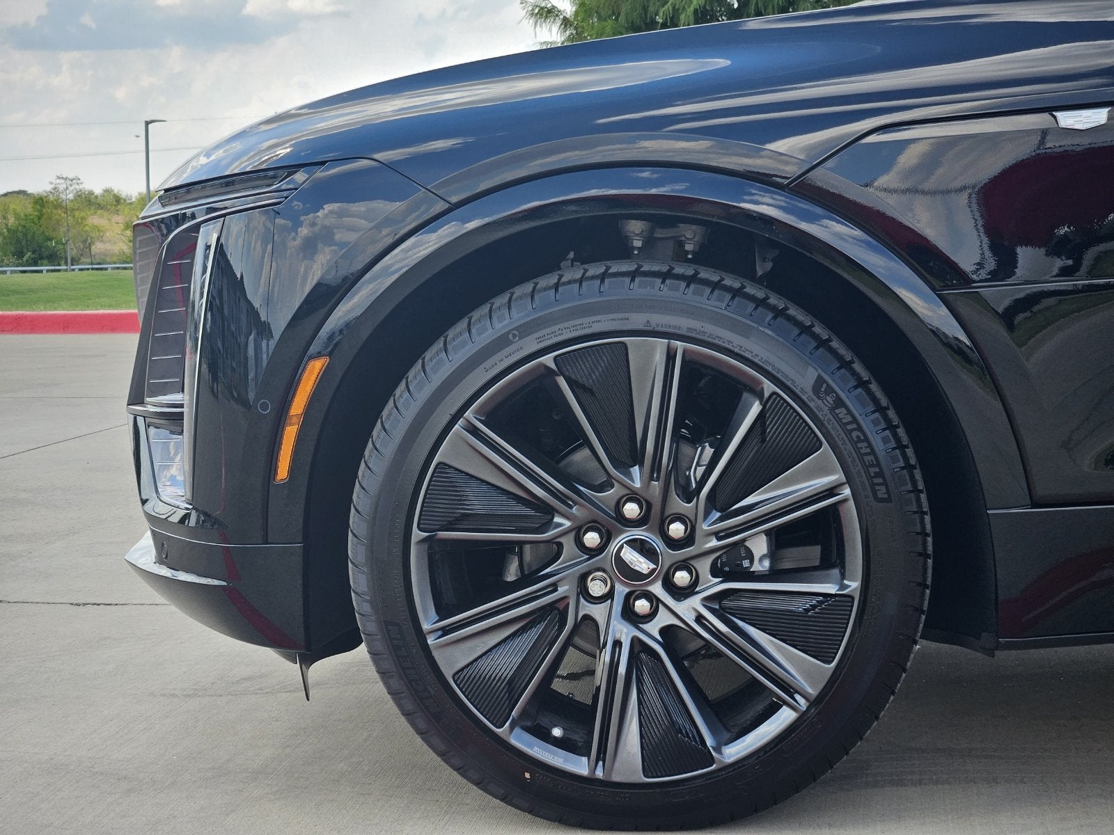 2027 Cadillac LYRIQ Signature Sport