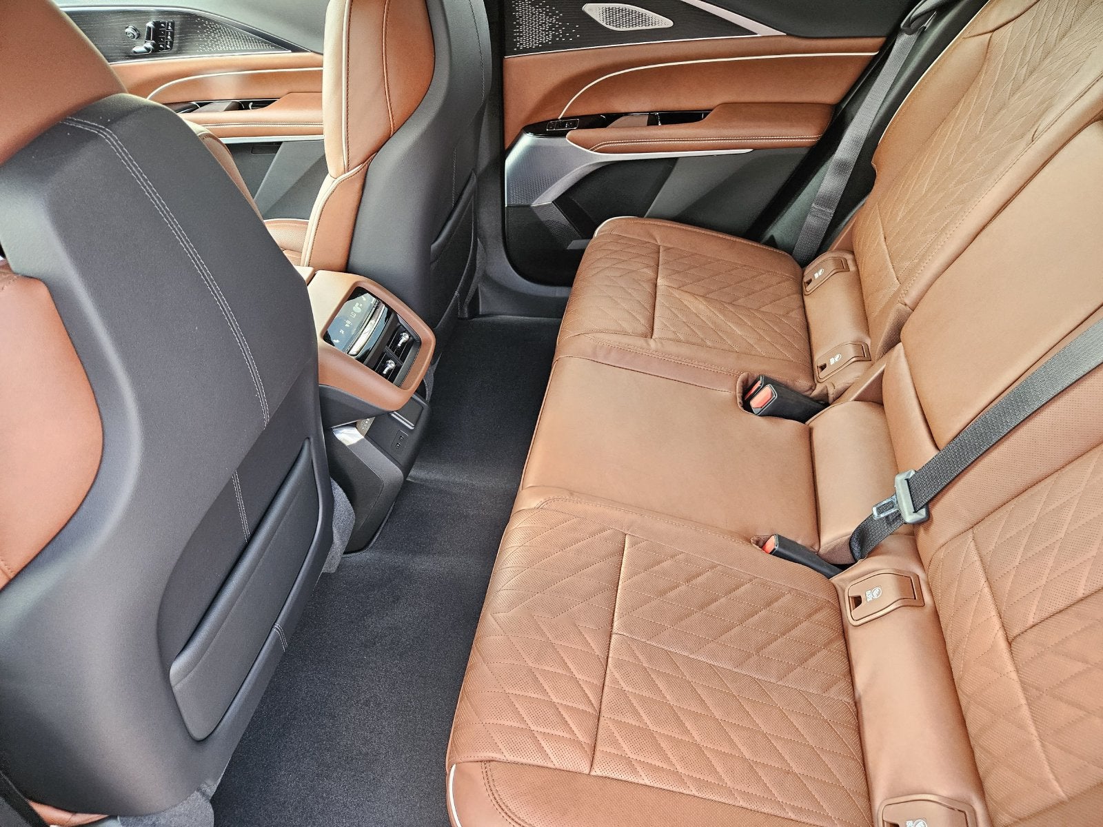 2027 Cadillac LYRIQ Signature Sport