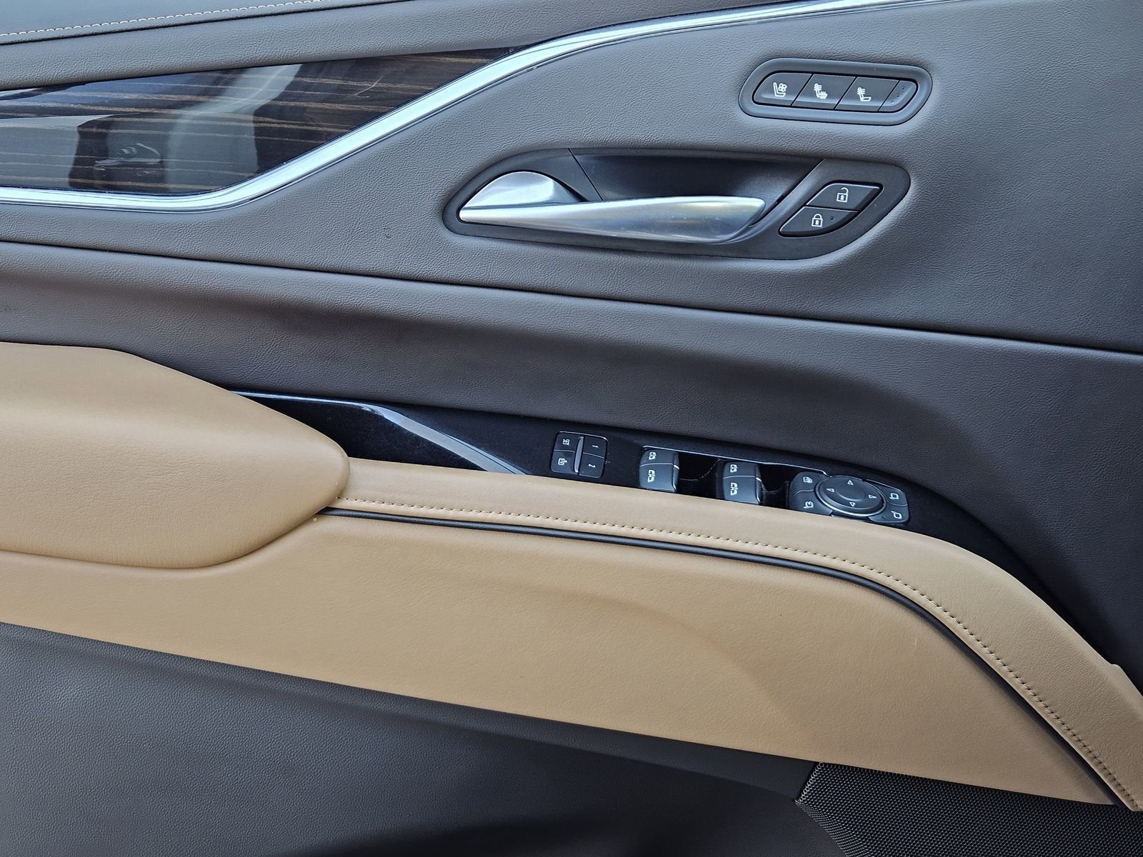 2024 Cadillac Escalade Sport