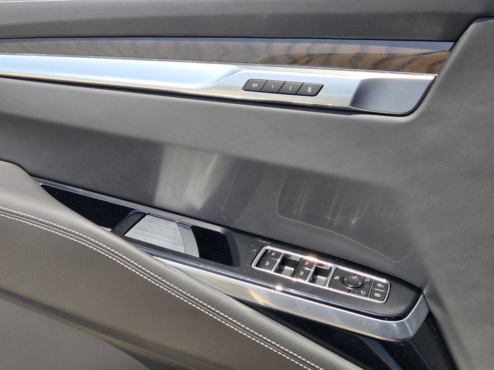 2026 Cadillac Escalade Platinum Luxury