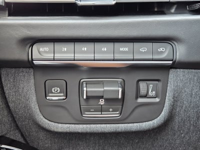 2027 Cadillac Escalade Platinum Sport