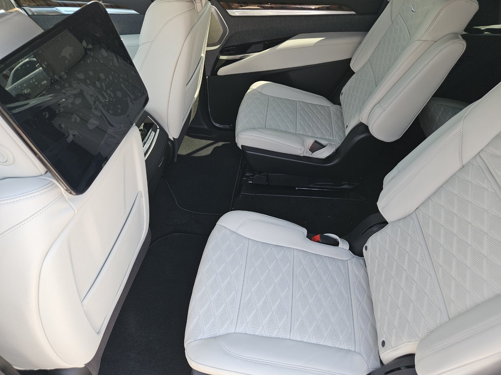 2027 Cadillac Escalade Platinum Sport