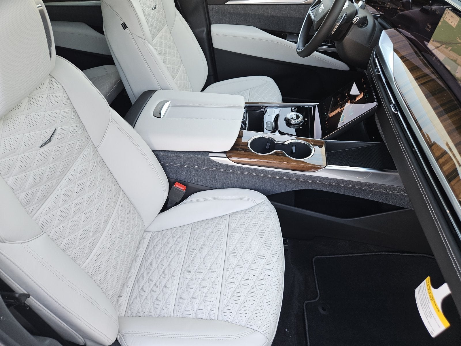 2027 Cadillac Escalade ESV Platinum Sport