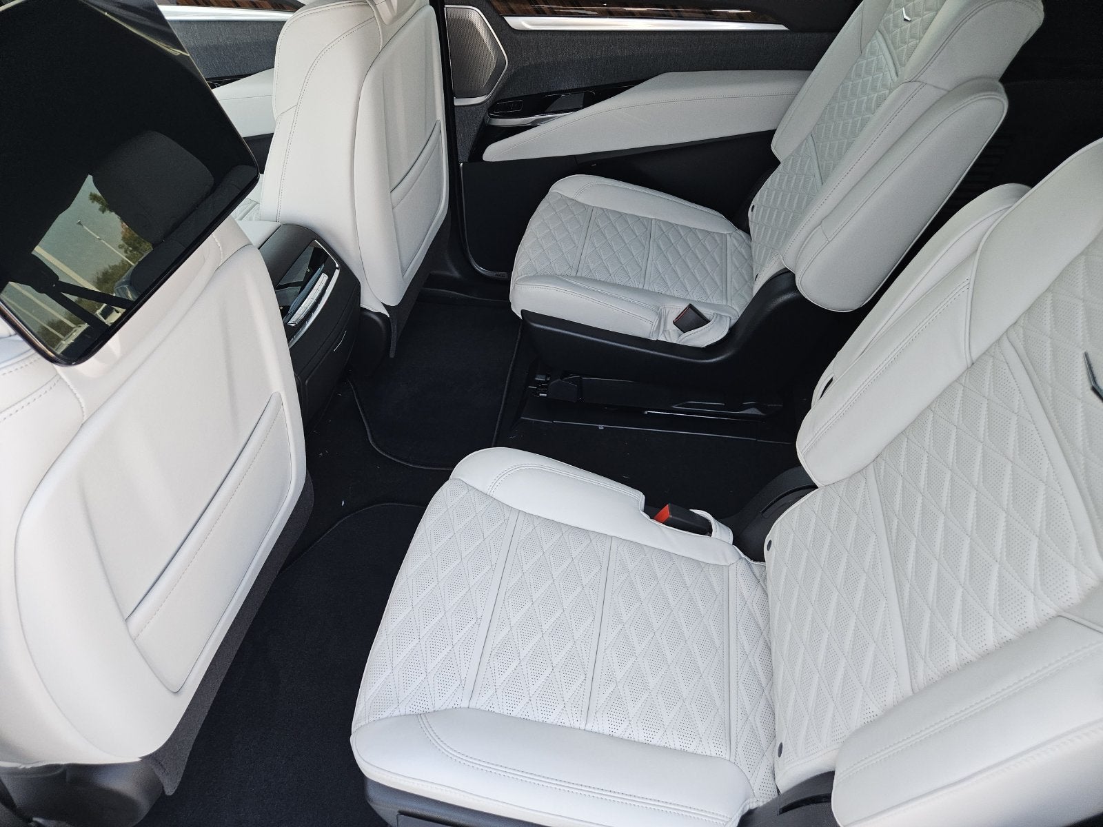 2027 Cadillac Escalade ESV Platinum Sport