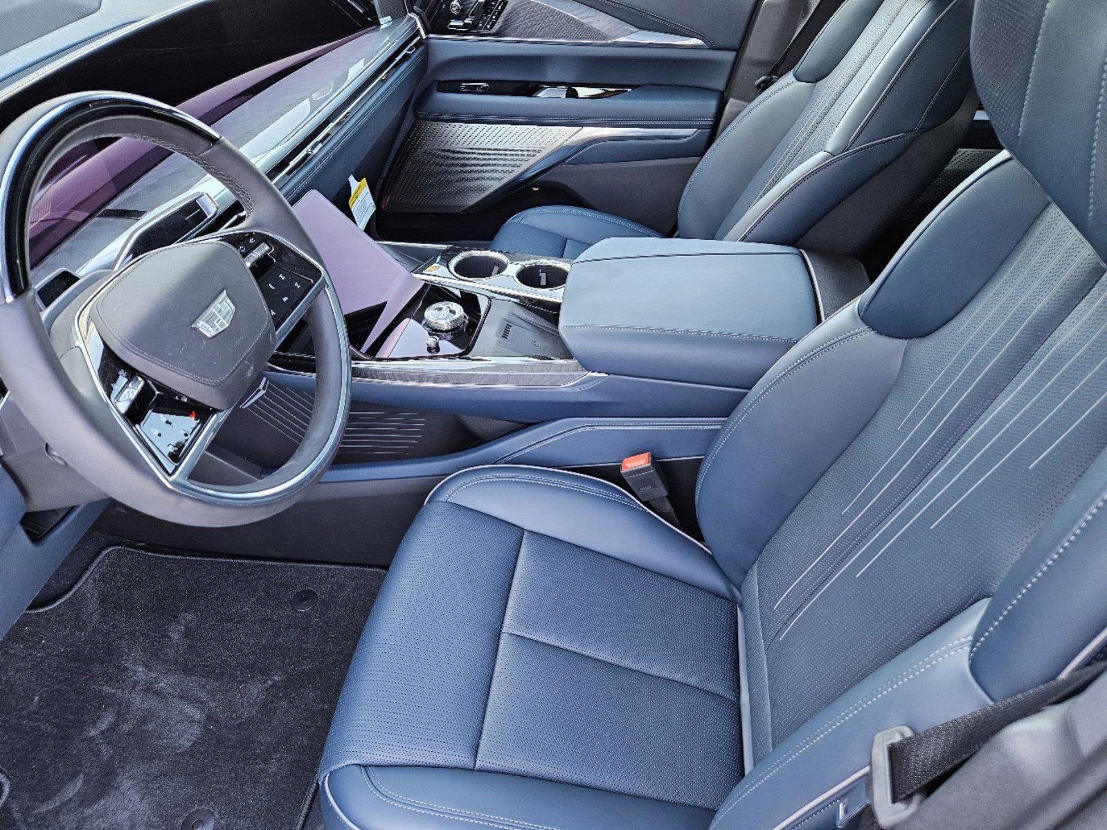 2025 Cadillac ESCALADE IQ Luxury 2