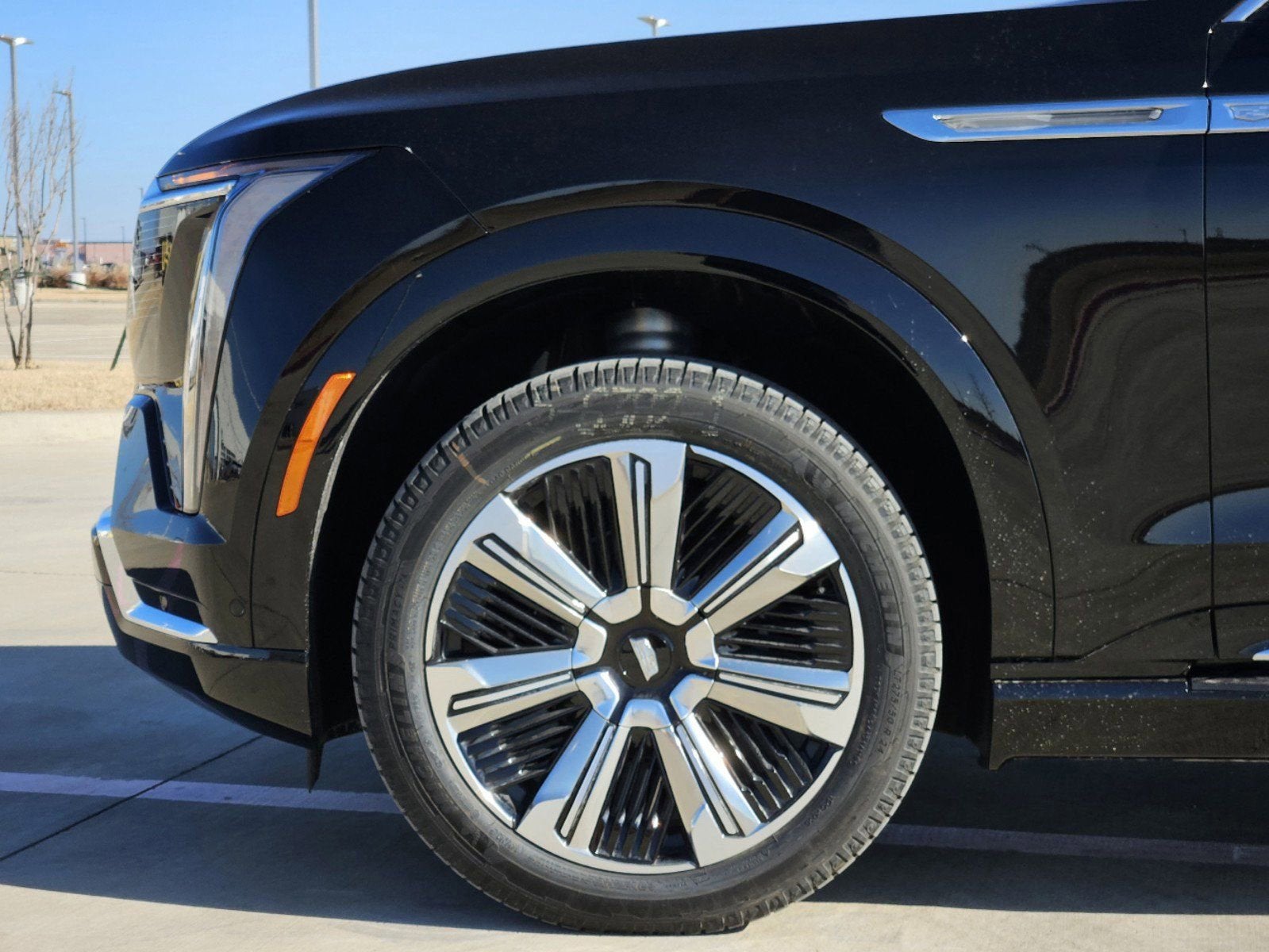 2025 Cadillac ESCALADE IQ Luxury 2