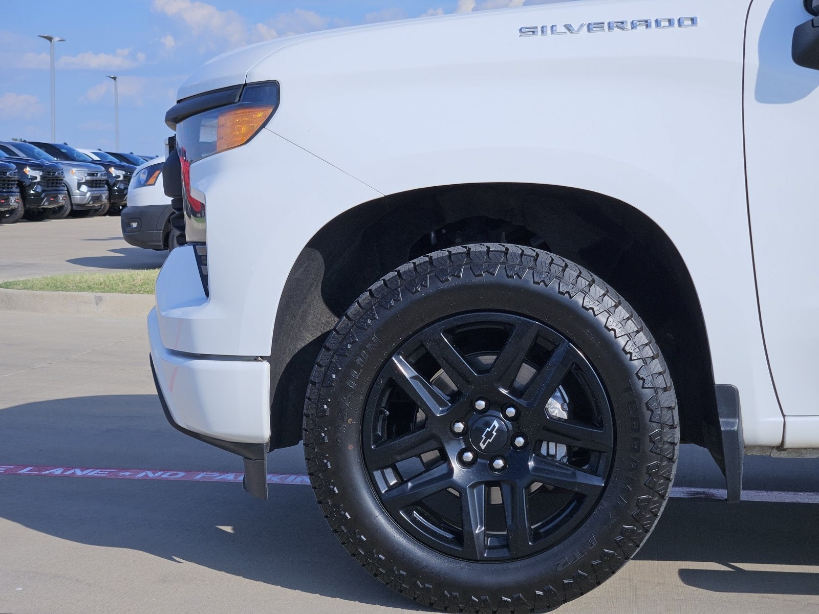 2023 Chevrolet Silverado 1500 Custom - Photo 12