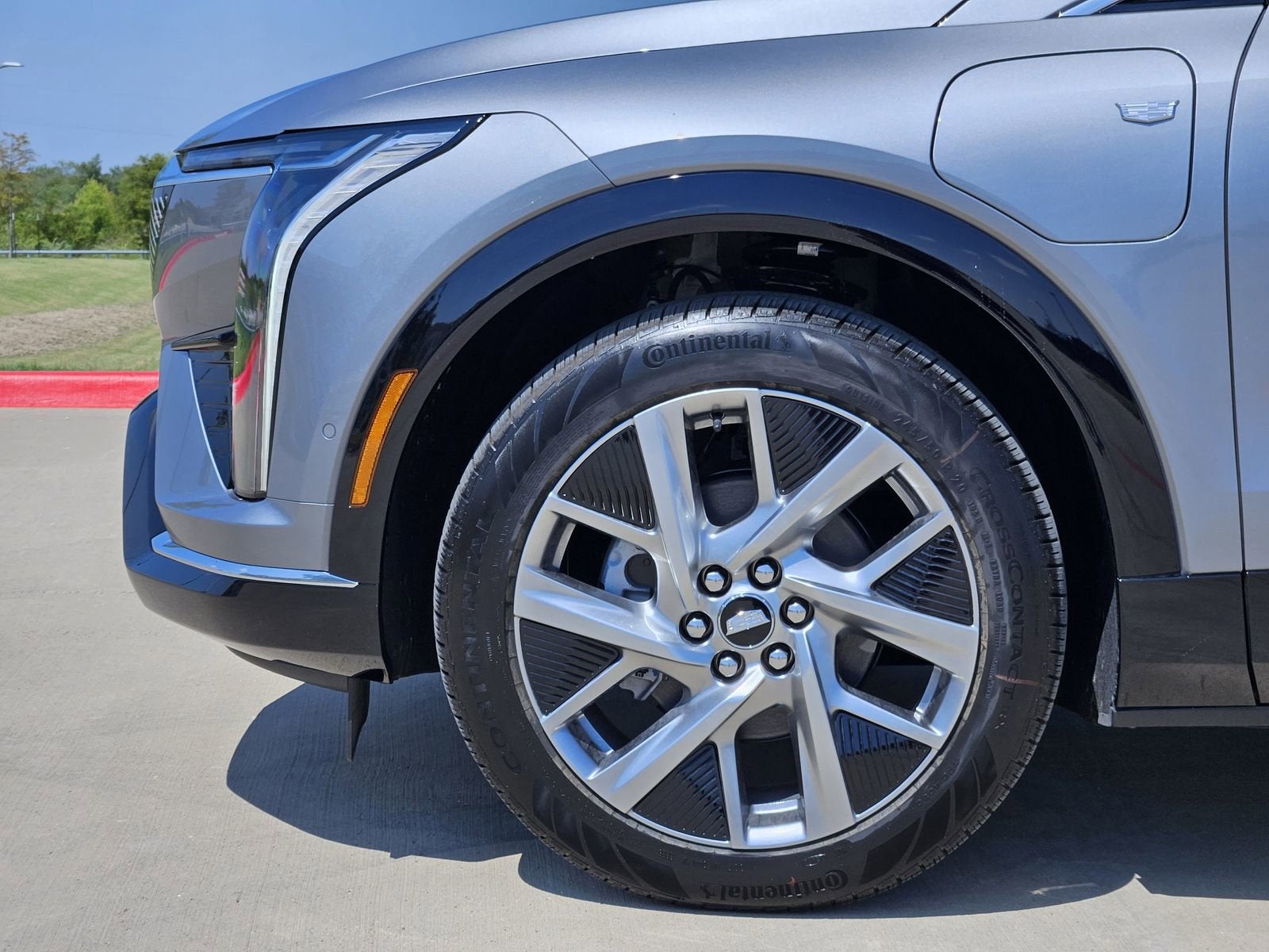 2025 Cadillac OPTIQ Luxury 1