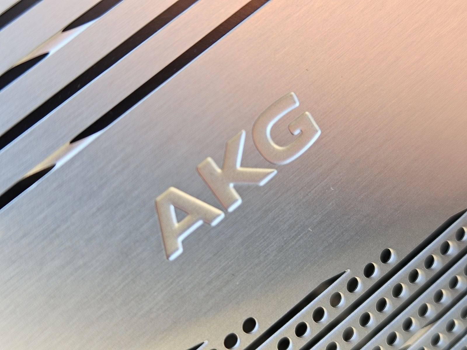 2025 Cadillac OPTIQ Luxury 1