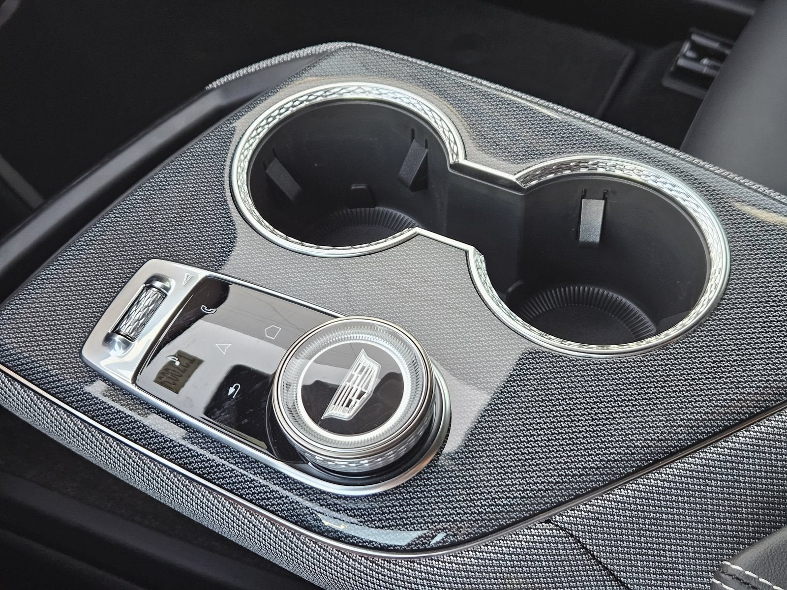 2027 Cadillac OPTIQ Sport