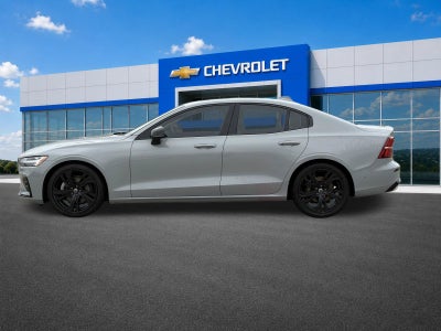 2024 Volvo S60 B5 Plus Dark Theme