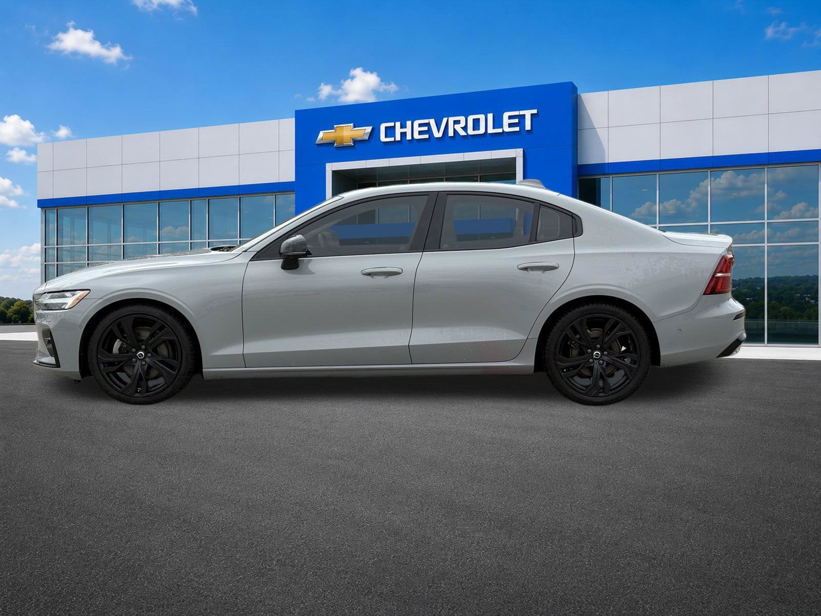 2024 Volvo S60 B5 Plus Dark Theme