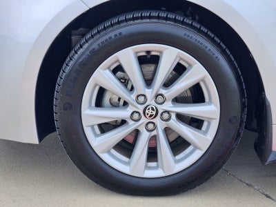 2024 Toyota Corolla Hatchback SE