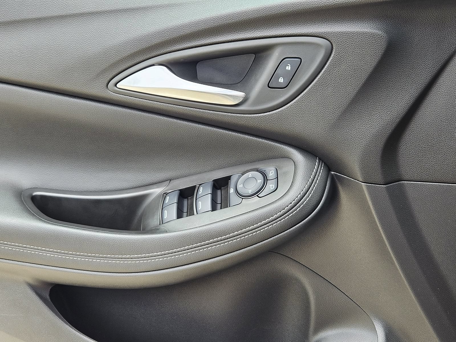 2024 Buick Encore GX Sport Touring - Photo 27