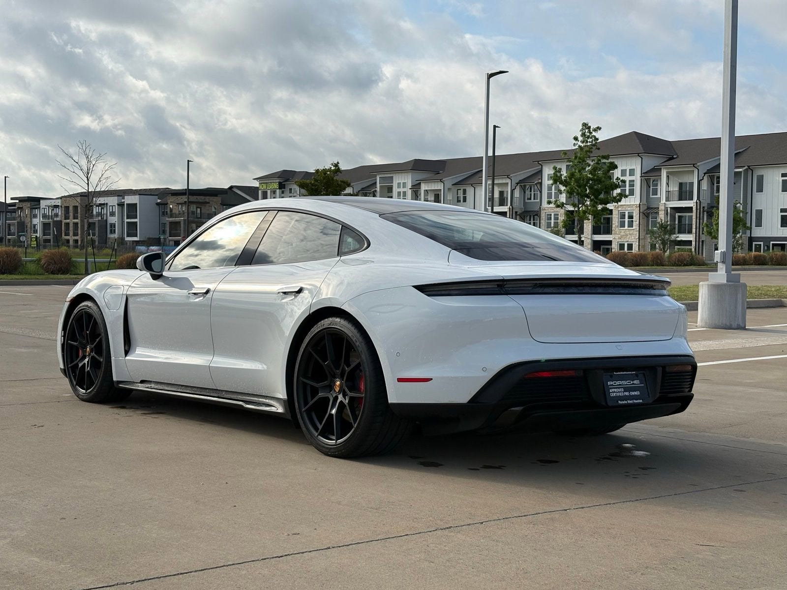 2023 Porsche Taycan GTS