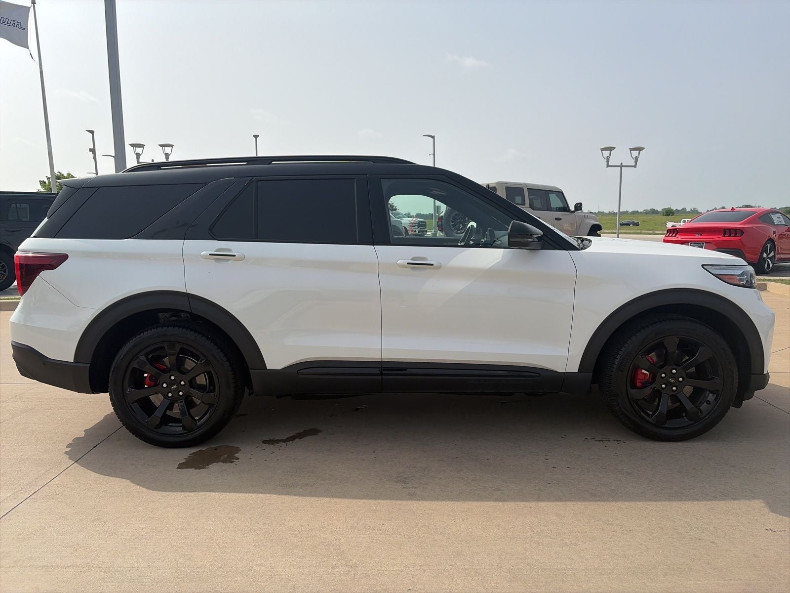 2022 Ford Explorer ST