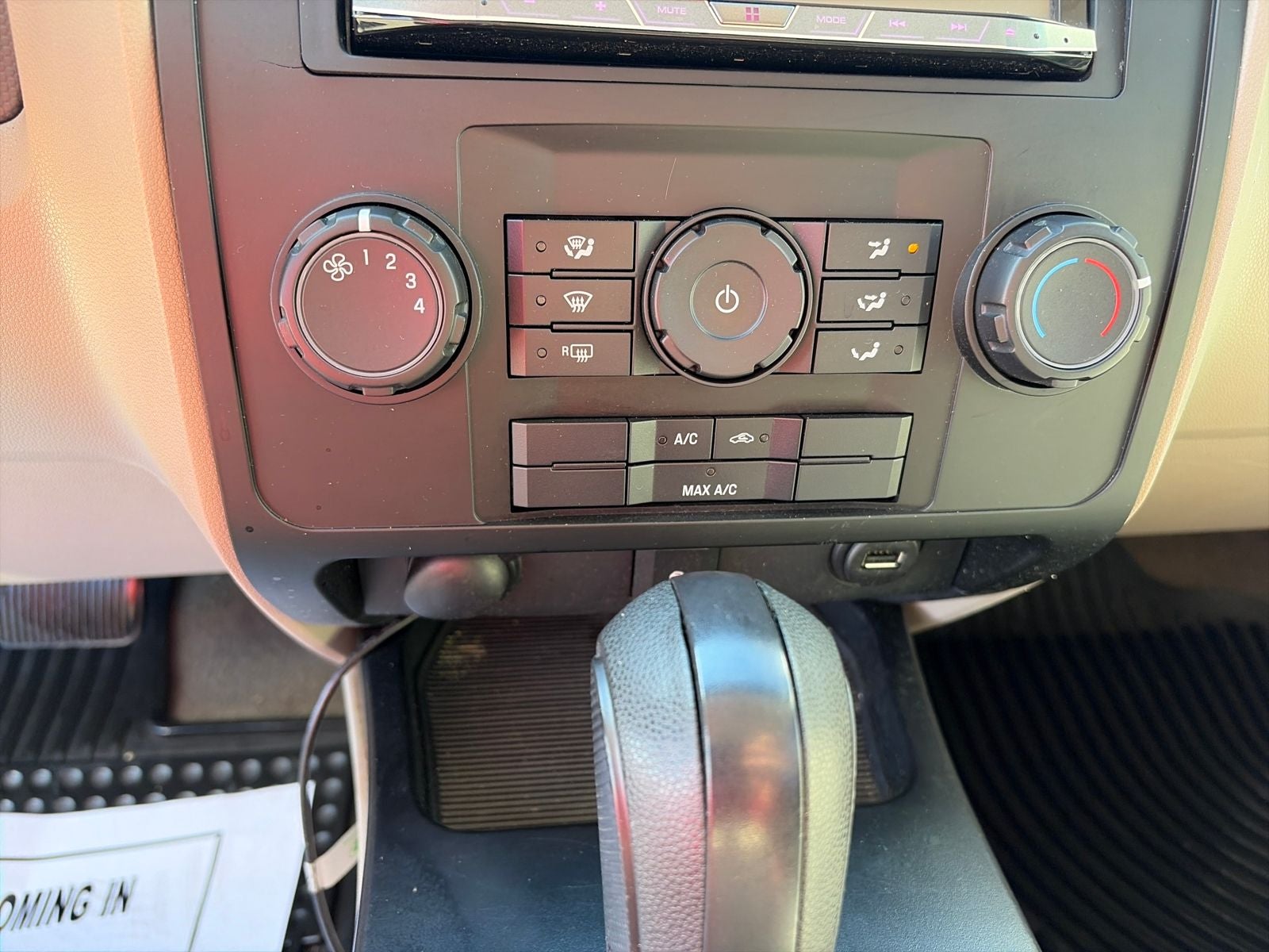 2010 Ford Escape XLS