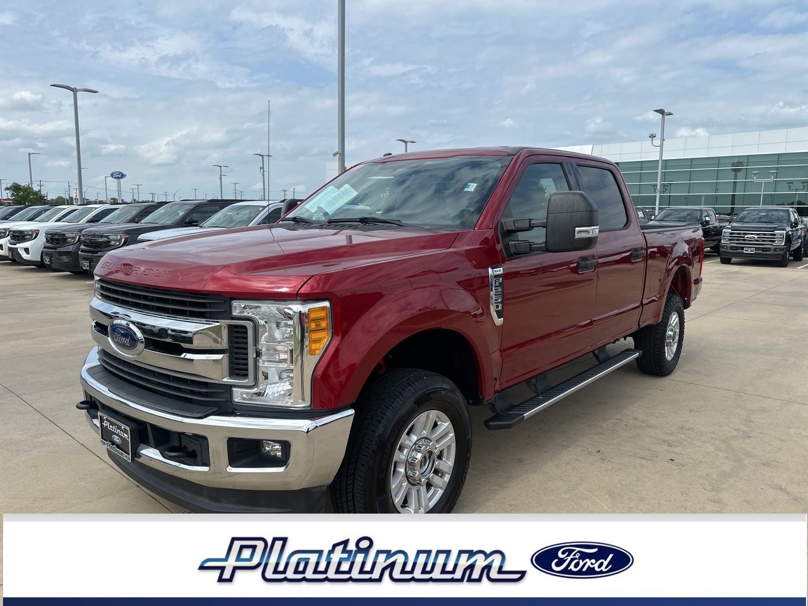 2017 Ford F-250SD XLT