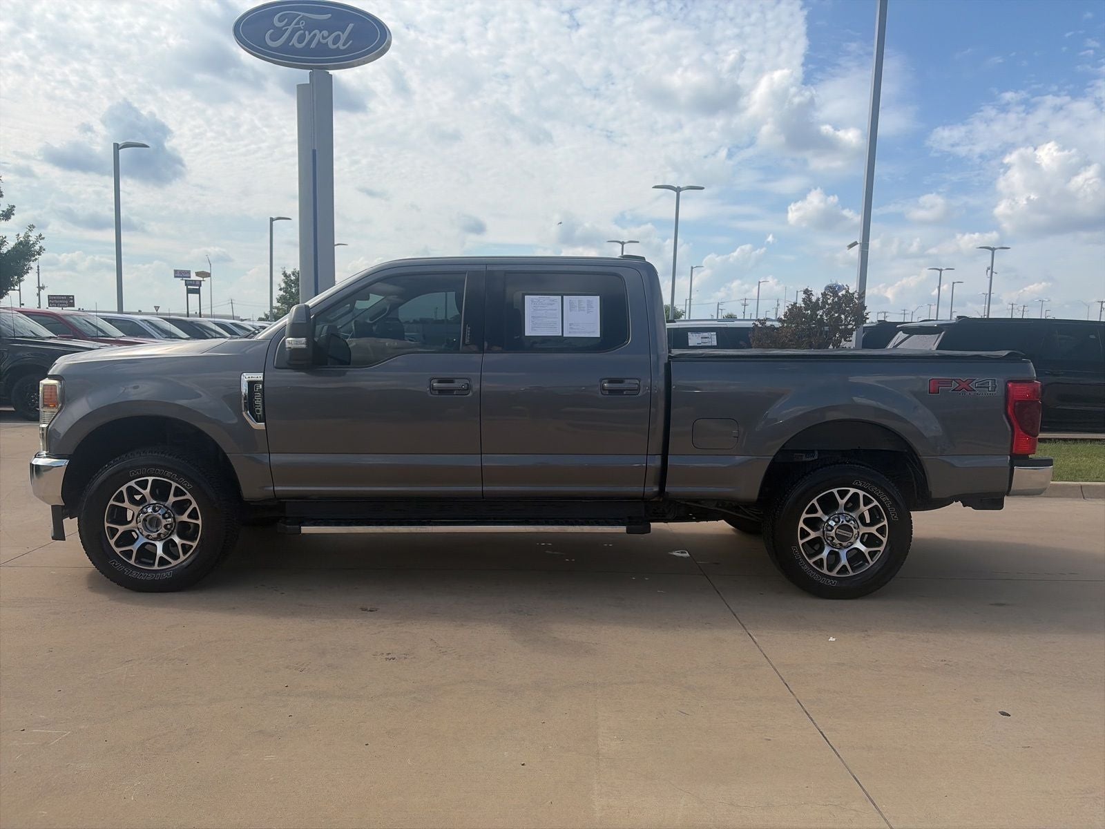 2021 Ford F-250SD Lariat
