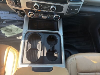 2022 Ford F-350SD Lariat DRW