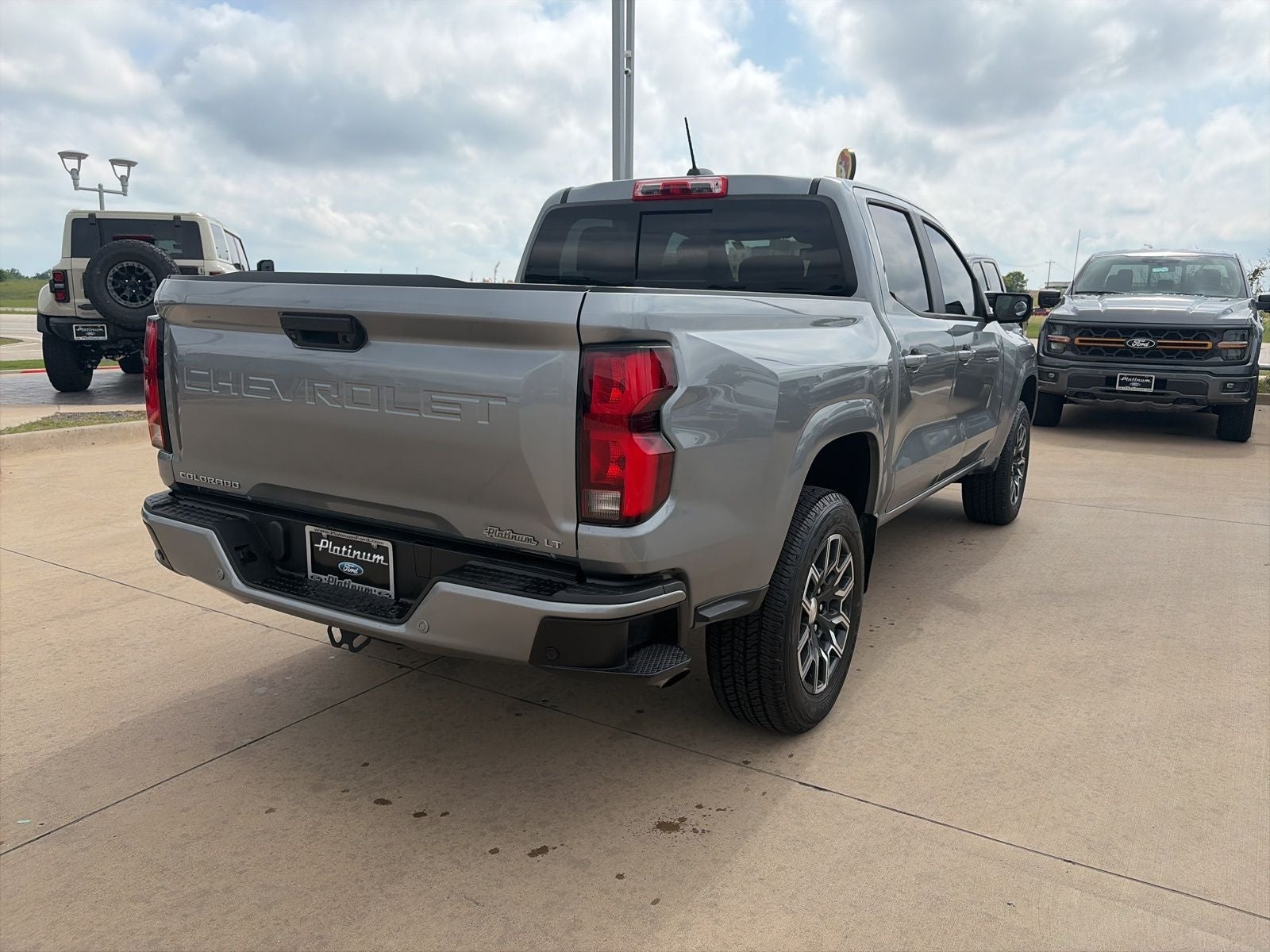 2024 Chevrolet Colorado LT