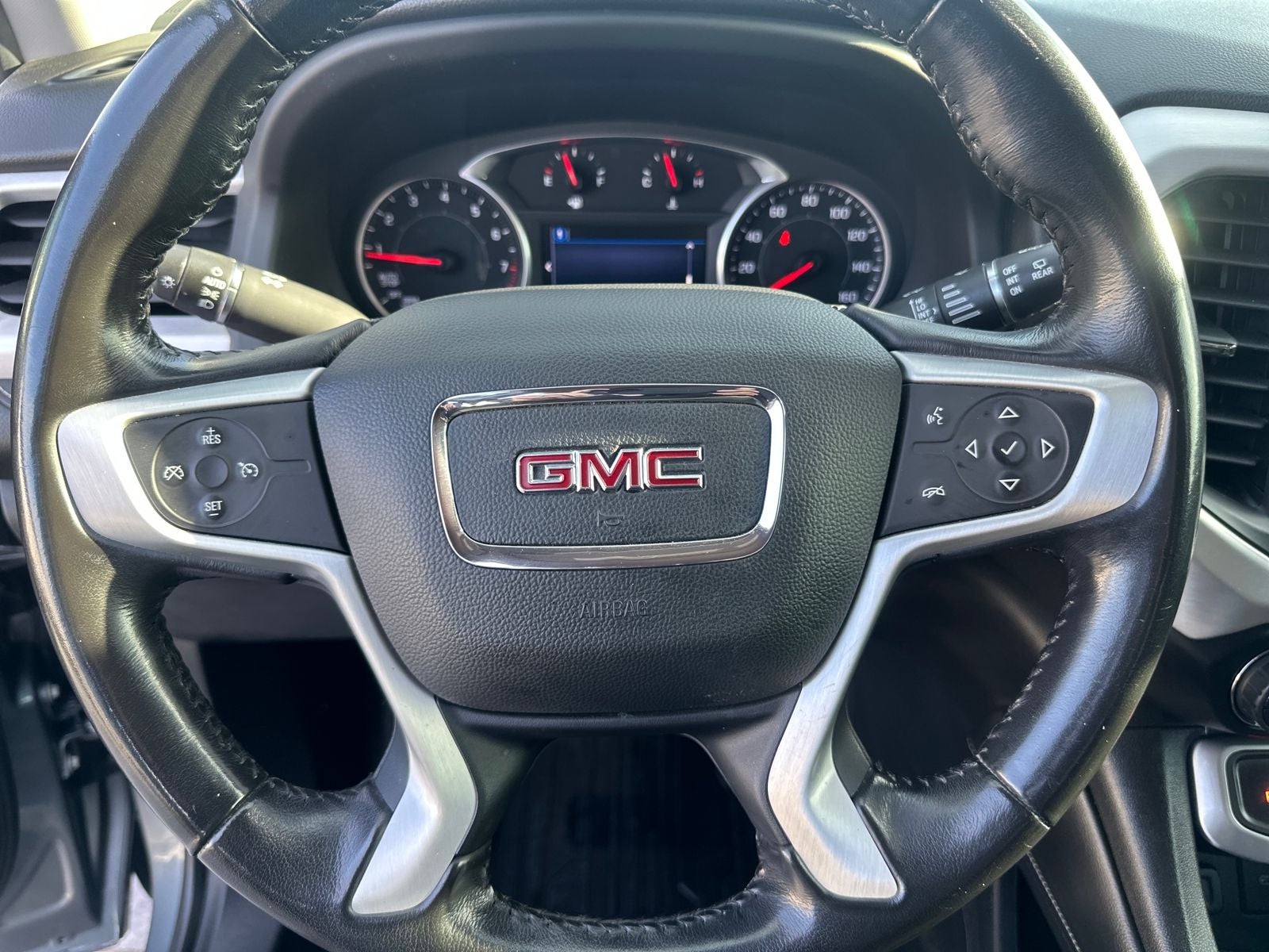 2020 GMC Acadia SLE