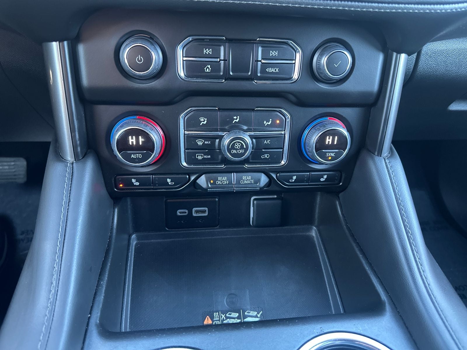 2024 Chevrolet Suburban Z71