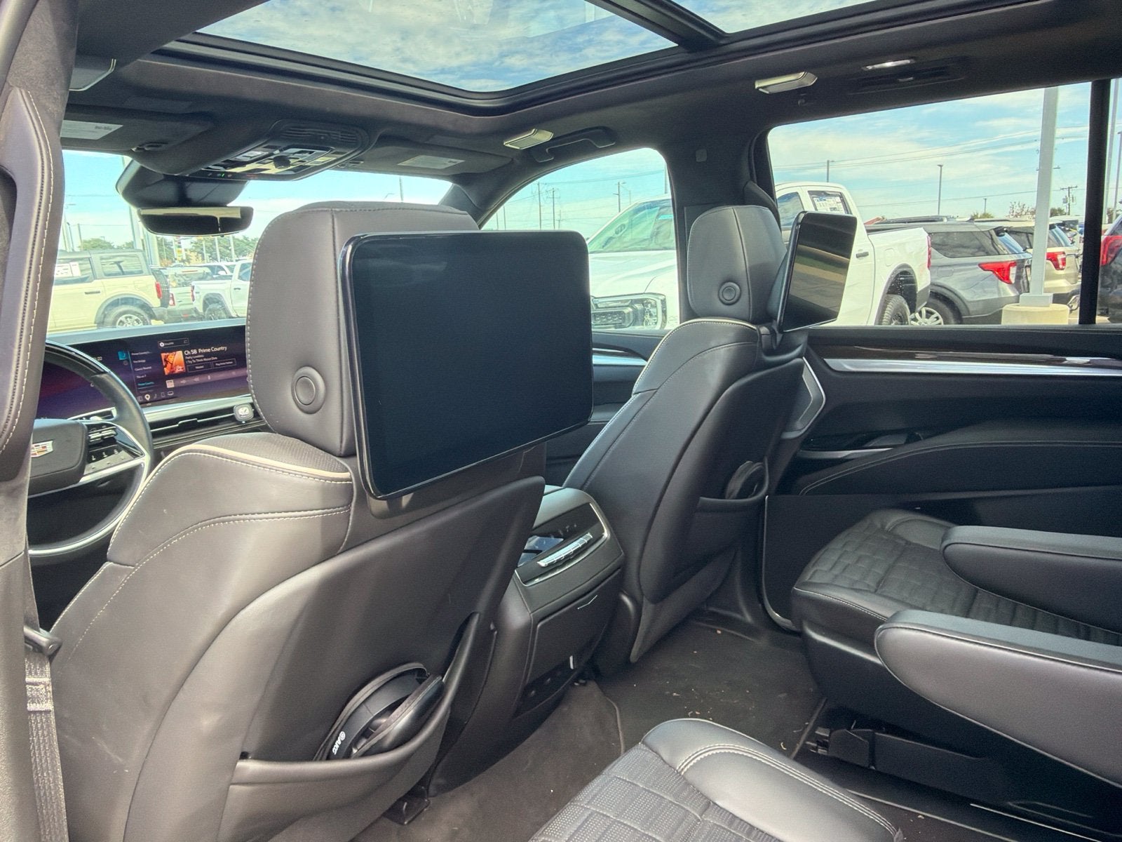 2025 Cadillac Escalade Sport Platinum