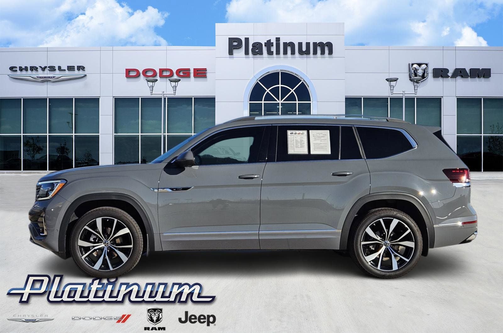 2025 Volkswagen Atlas 2.0T SEL Premium R-Line