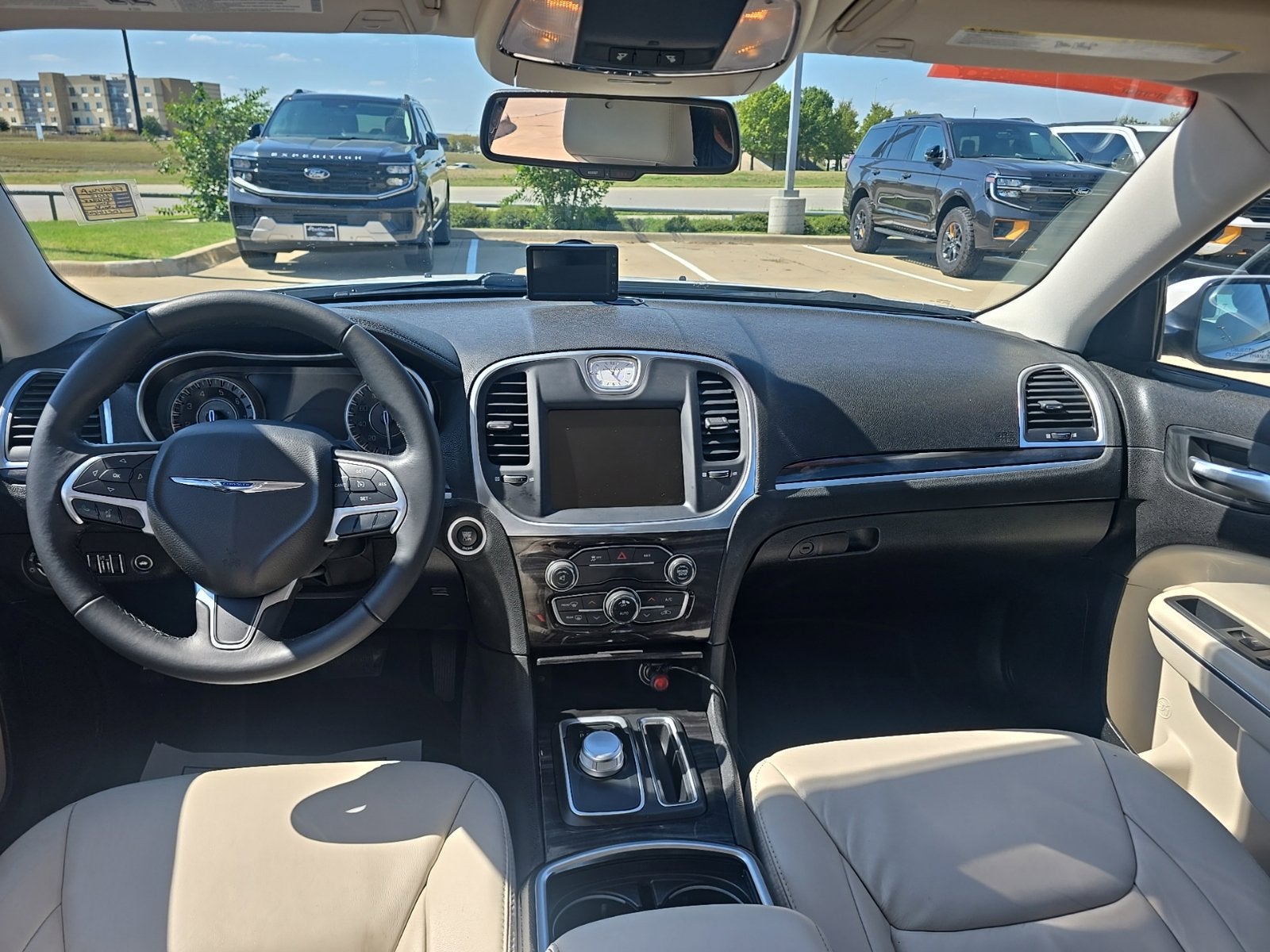 2015 Chrysler 300 Limited