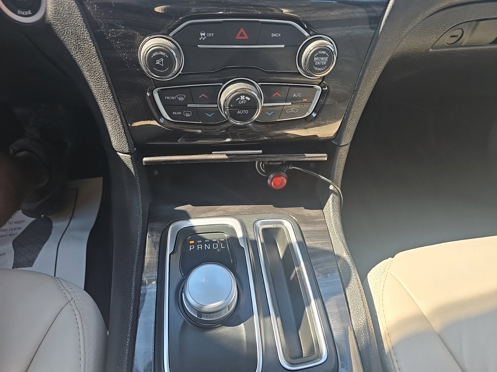 2015 Chrysler 300 Limited