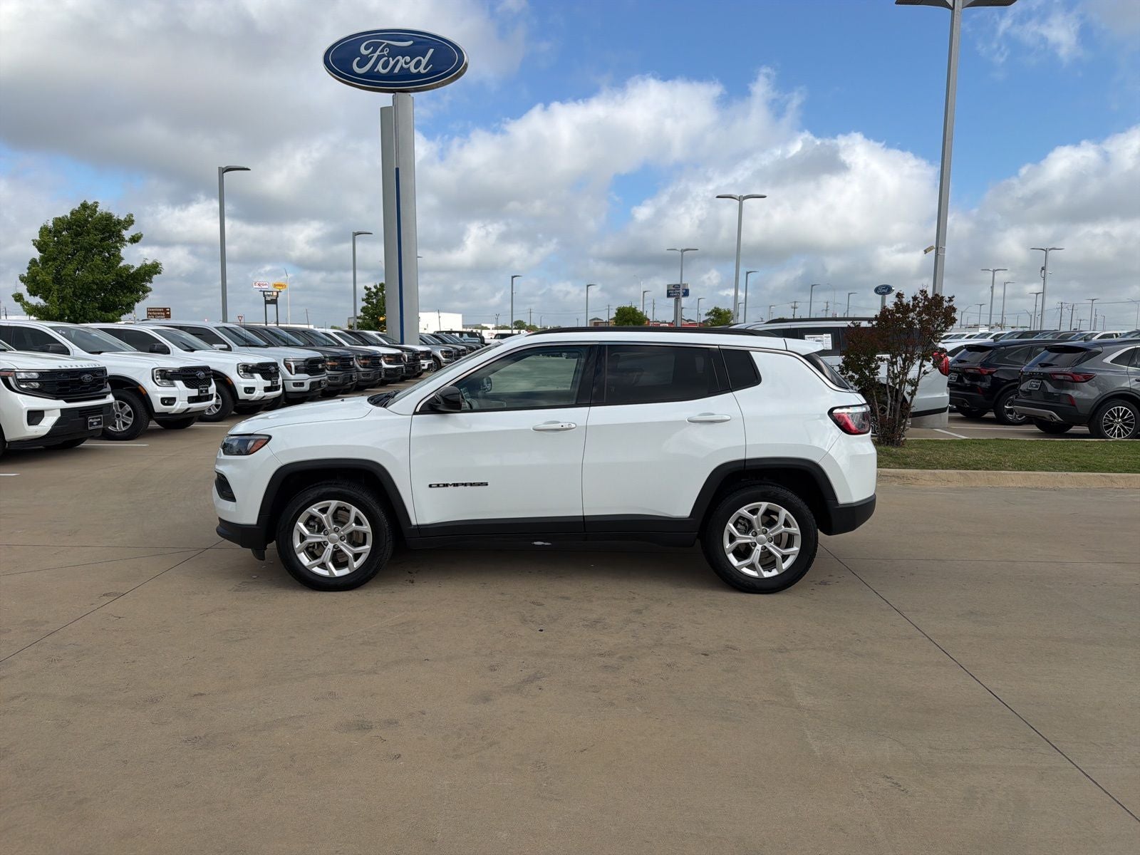 2024 Jeep Compass Latitude