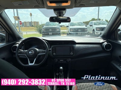 2023 Nissan Kicks SR