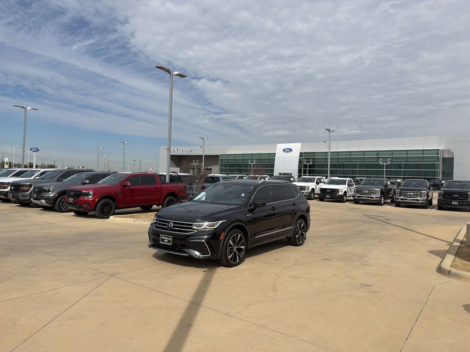 2022 Volkswagen Tiguan 2.0T SEL R-Line