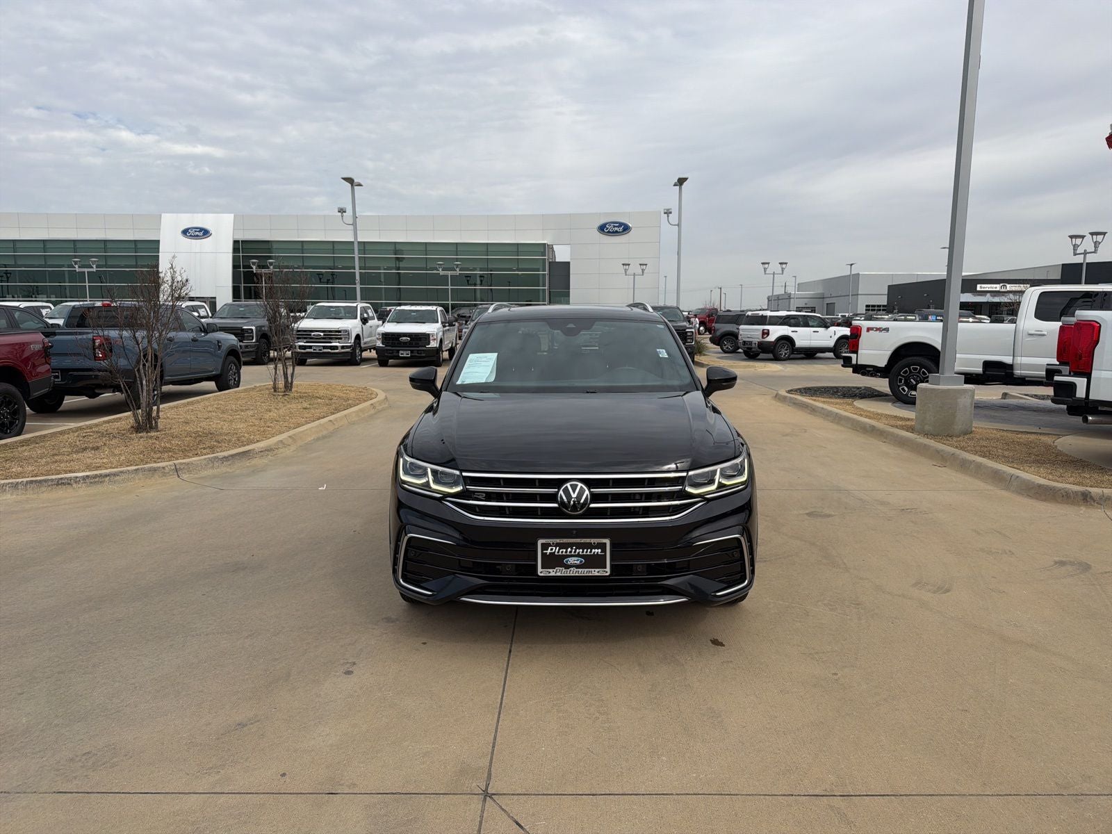 2022 Volkswagen Tiguan 2.0T SEL R-Line