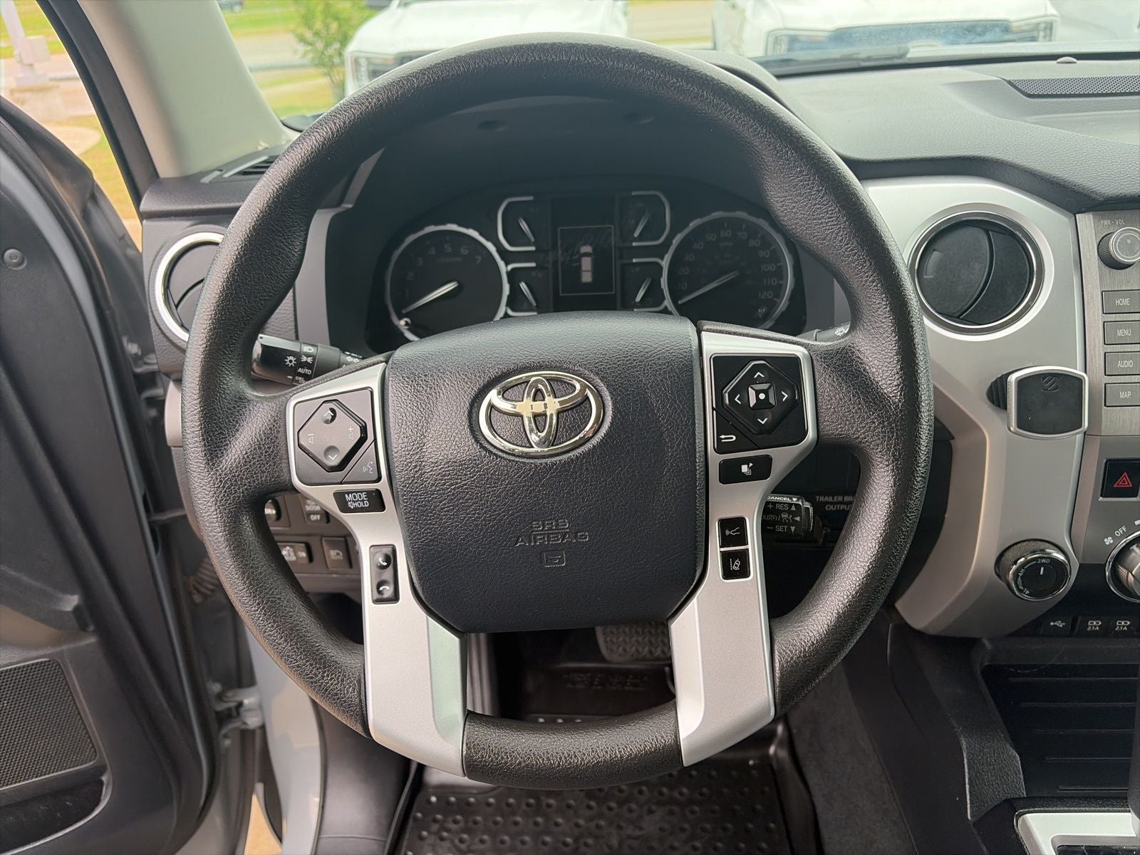 2020 Toyota Tundra SR5 5.7L V8