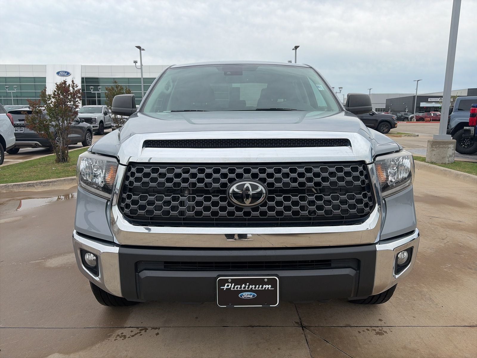 2020 Toyota Tundra SR5 5.7L V8