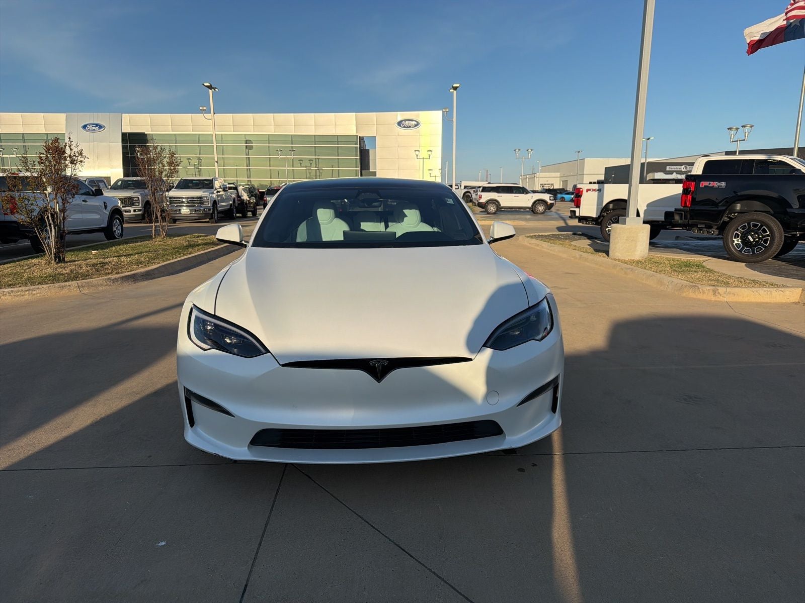 2023 Tesla Model S Base